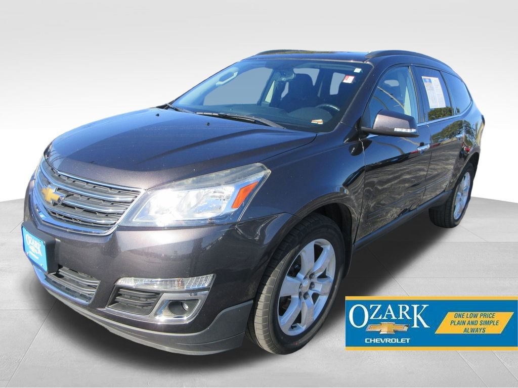 Used 2017 Chevrolet Traverse LT w/ Style and Technology Package