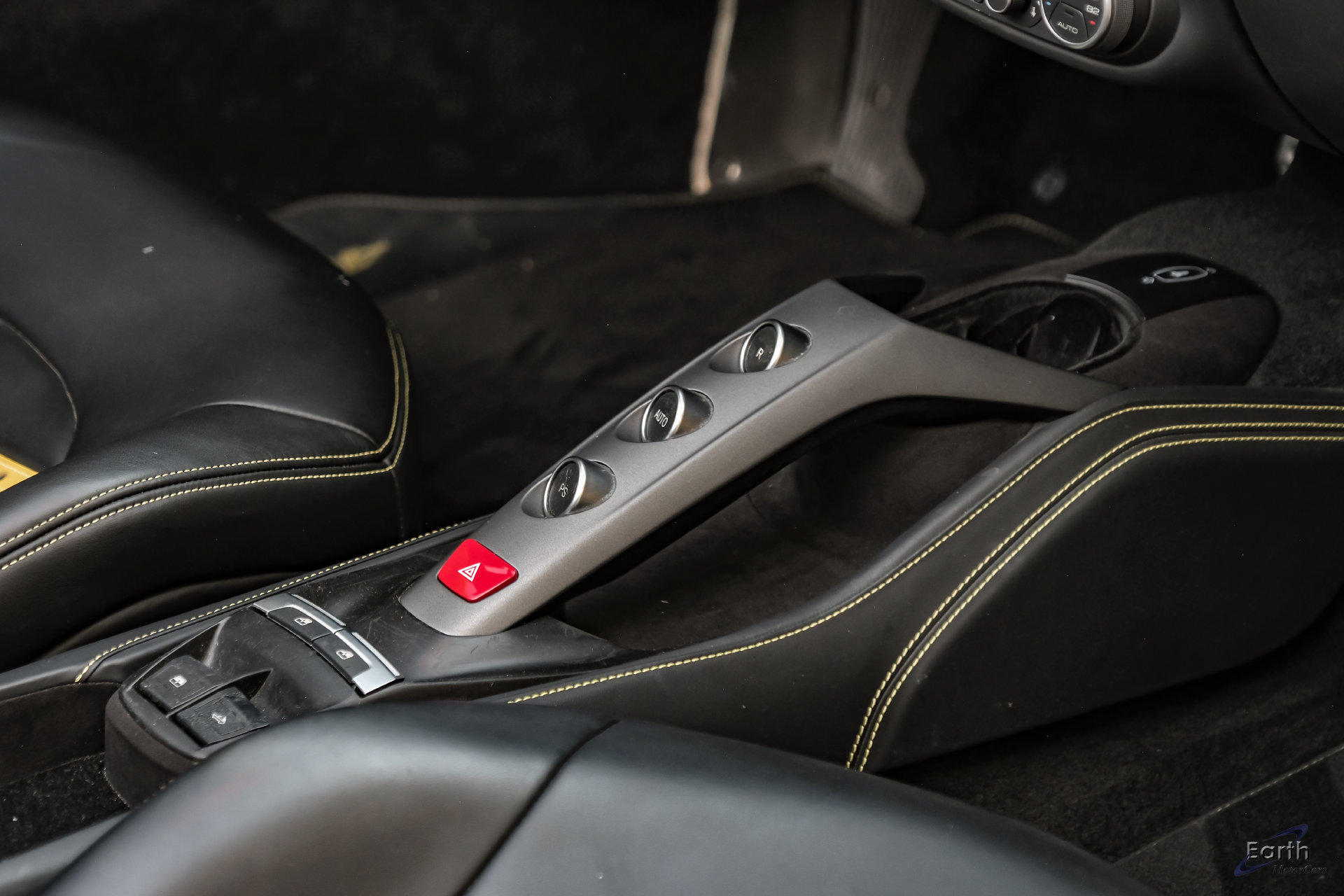 Used 2018 Ferrari 488 Spider RWD image 73