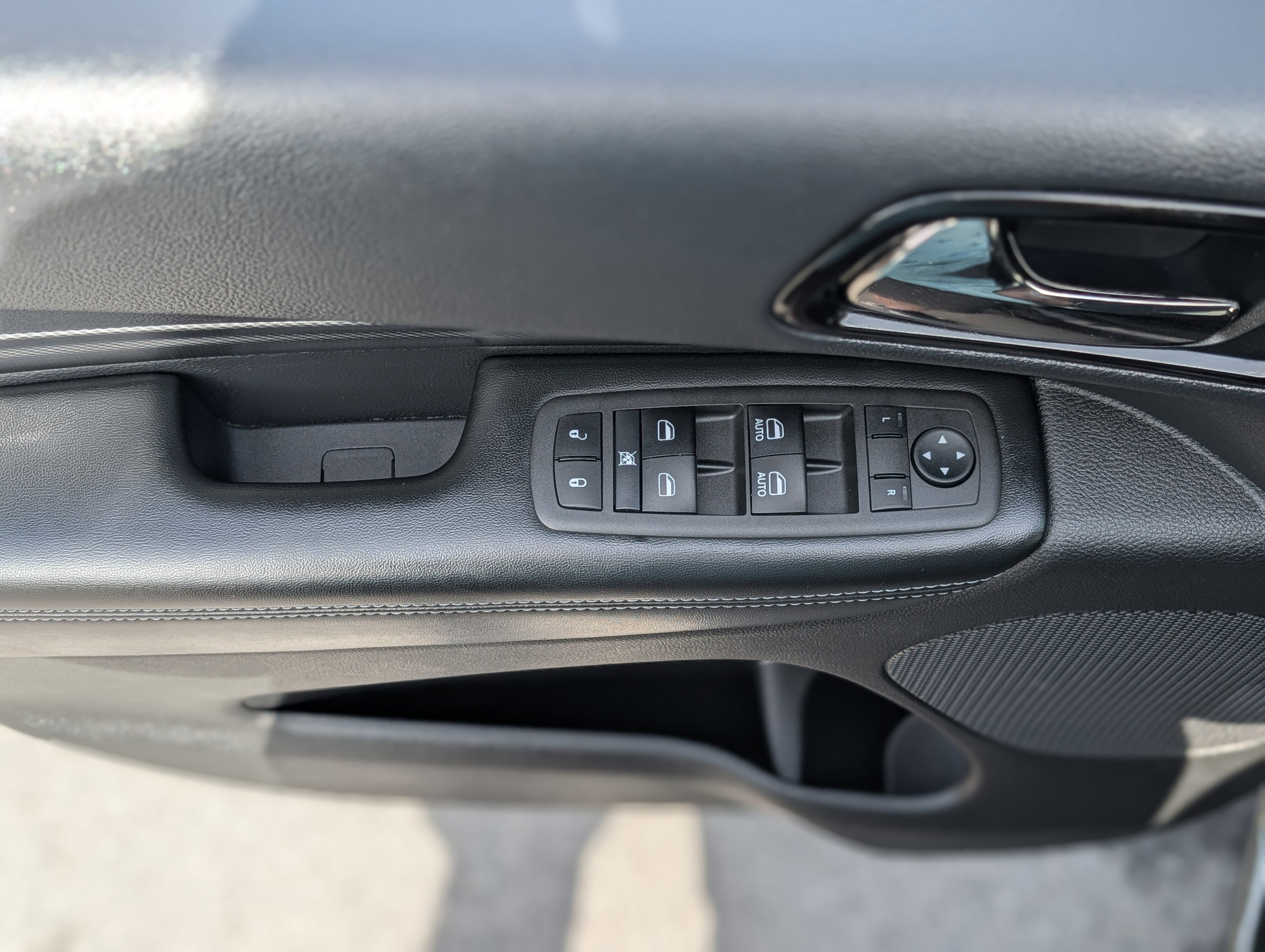 Used 2022 Dodge Durango GT image 29