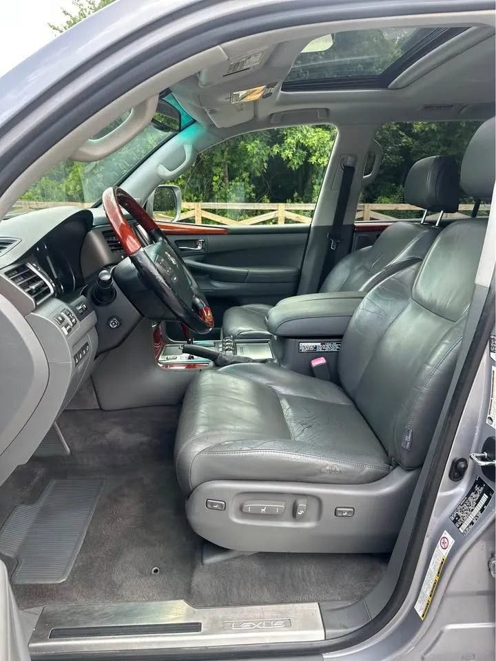 Used 2009 Lexus LX 570 4WD image 9