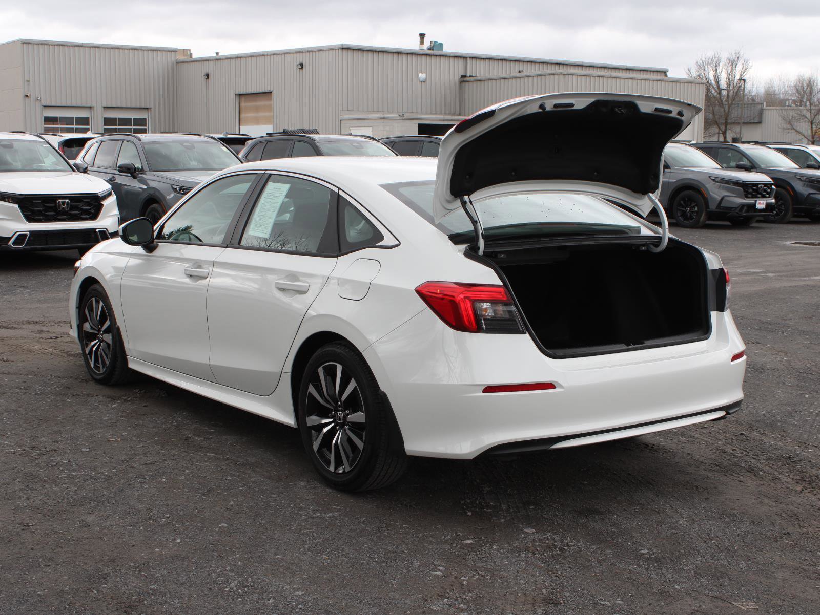 Used 2023 Honda Civic EX image 7