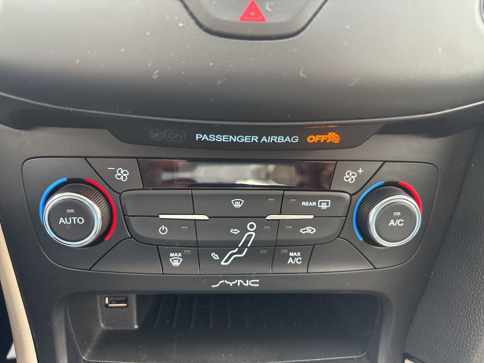 Used 2016 Ford Focus SE image 29