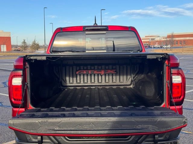 Used 2024 GMC Canyon AT4X w/ AT4X AEV Edition image 30