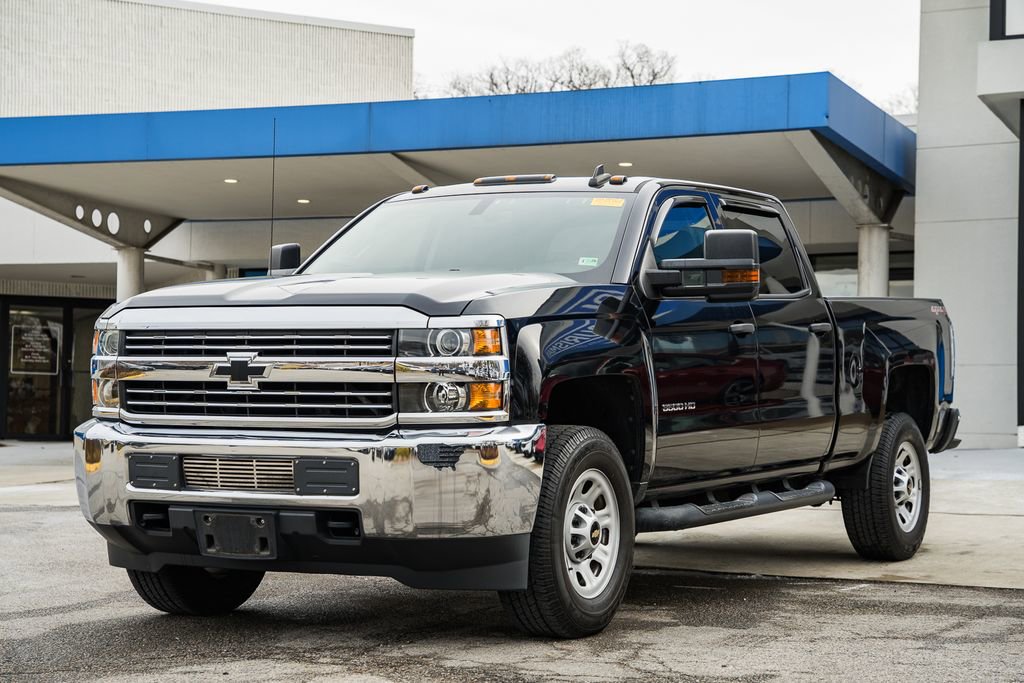 Used 2017 Chevrolet Silverado 3500 W/T w/ WT Convenience Package image 3