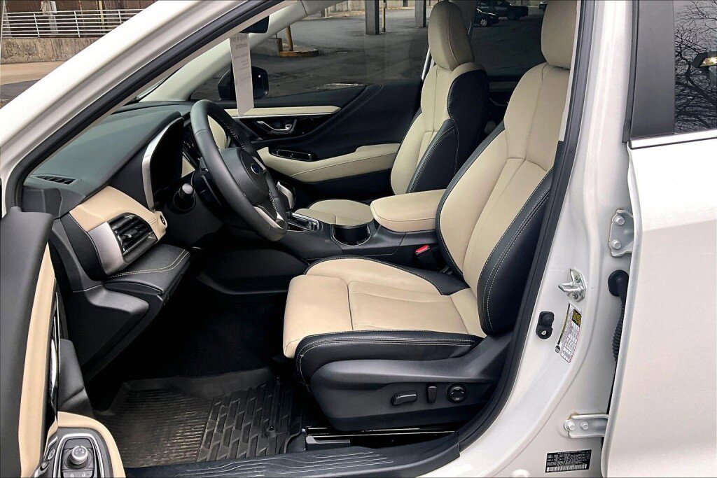 Certified 2025 Subaru Outback Limited XT image 15