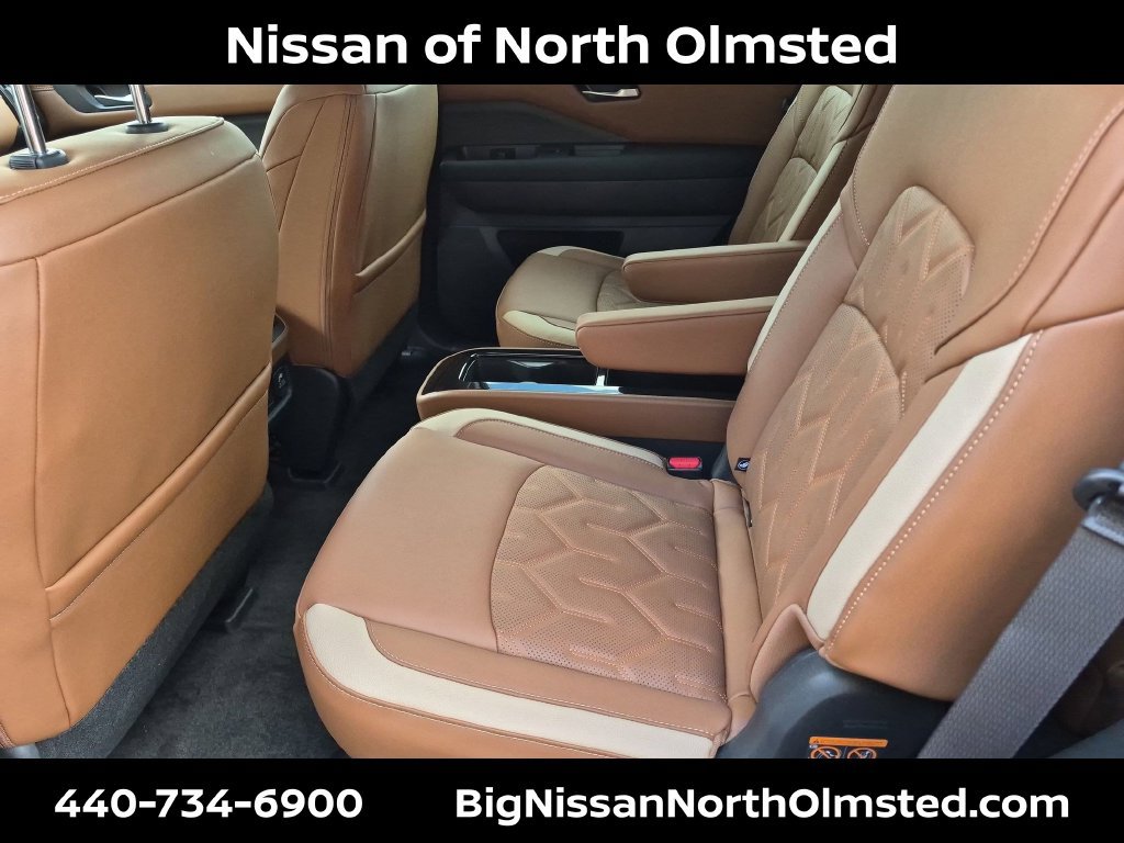 New 2026 Nissan Pathfinder Platinum AWD/4WD image 17