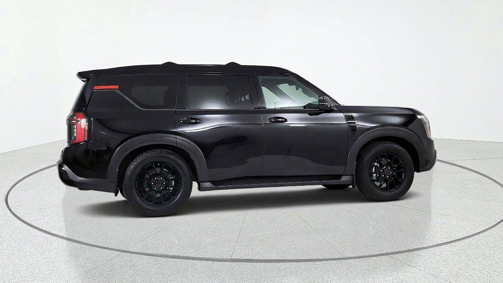 Certified 2025 Nissan Armada PRO-4X AWD/4WD image 7