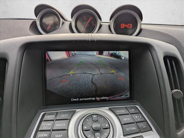 Used 2018 Nissan 370Z Touring RWD image 19