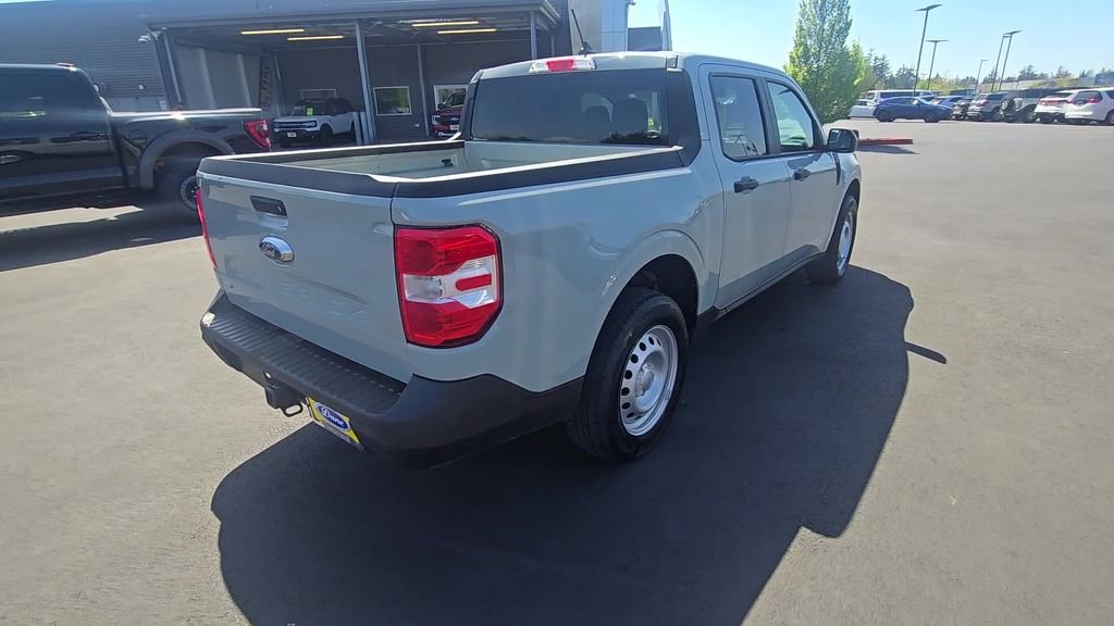 Used 2024 Ford Maverick XL FWD image 4