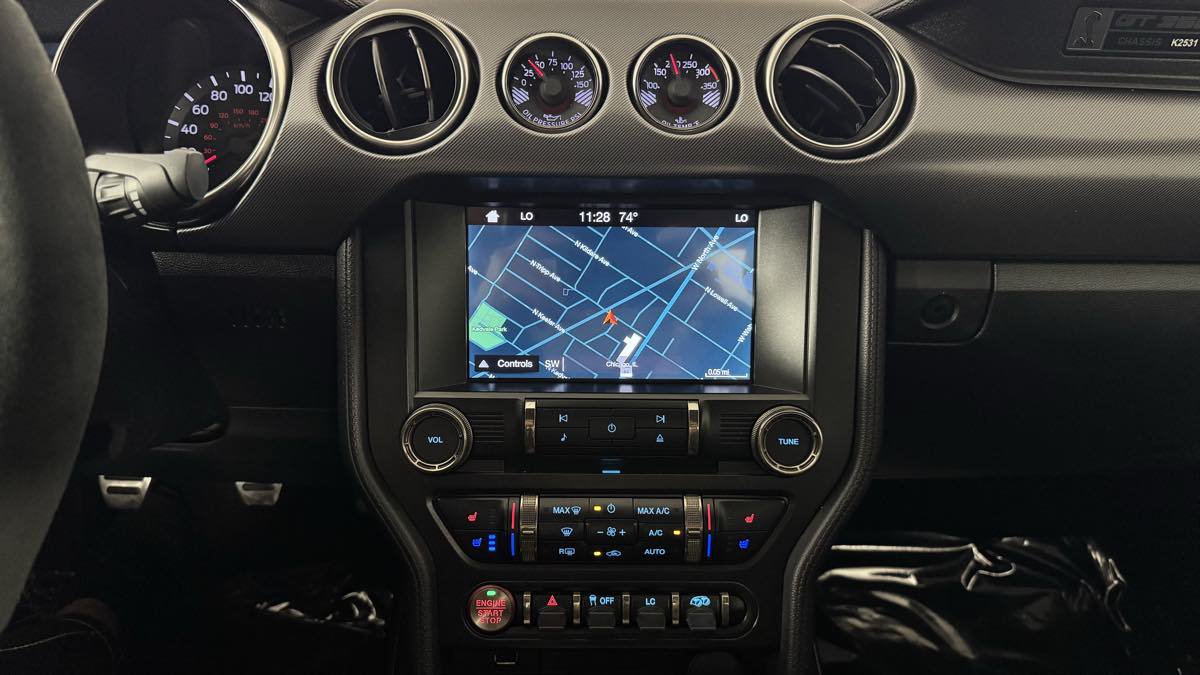 Used 2019 Ford Mustang Shelby GT350 w/ Technology Package RWD image 20