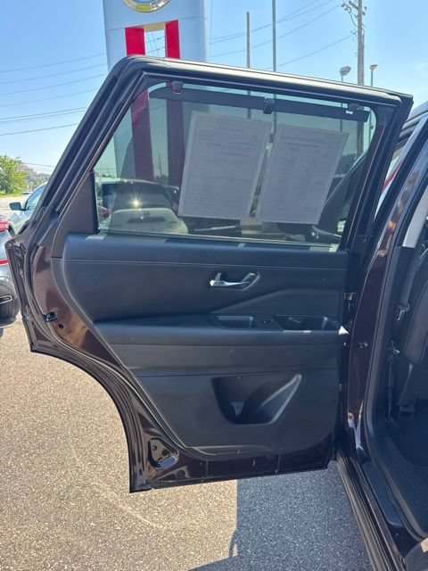 Certified 2022 Nissan Pathfinder SL AWD/4WD image 16