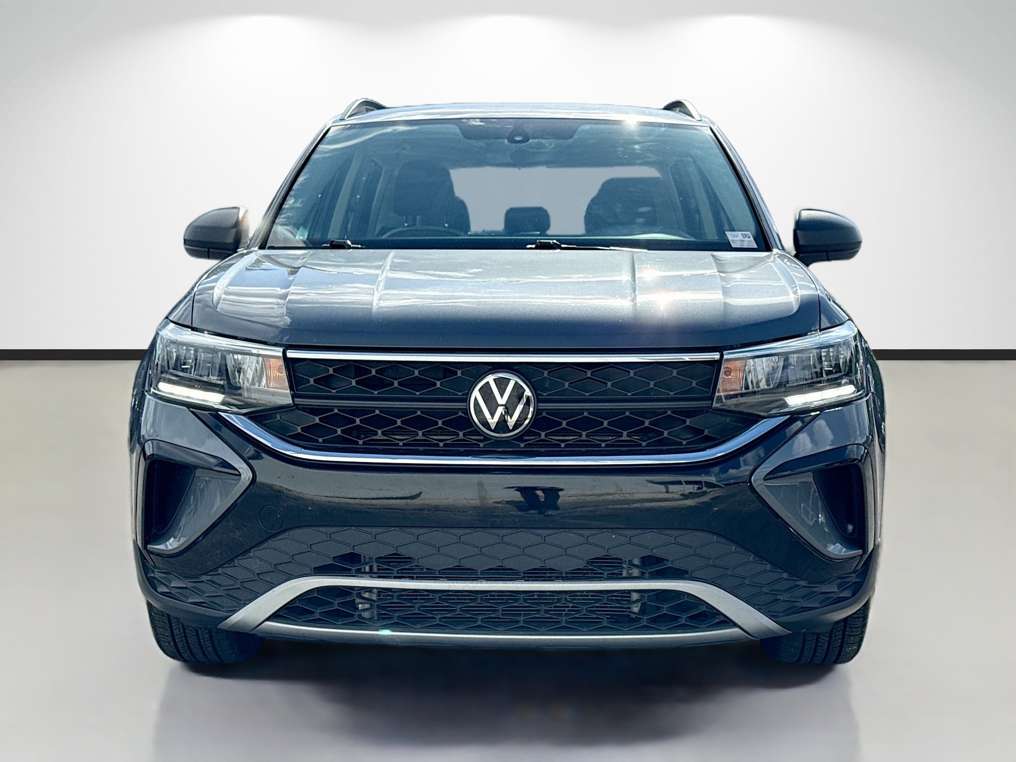 Used 2023 Volkswagen Taos S FWD image 8