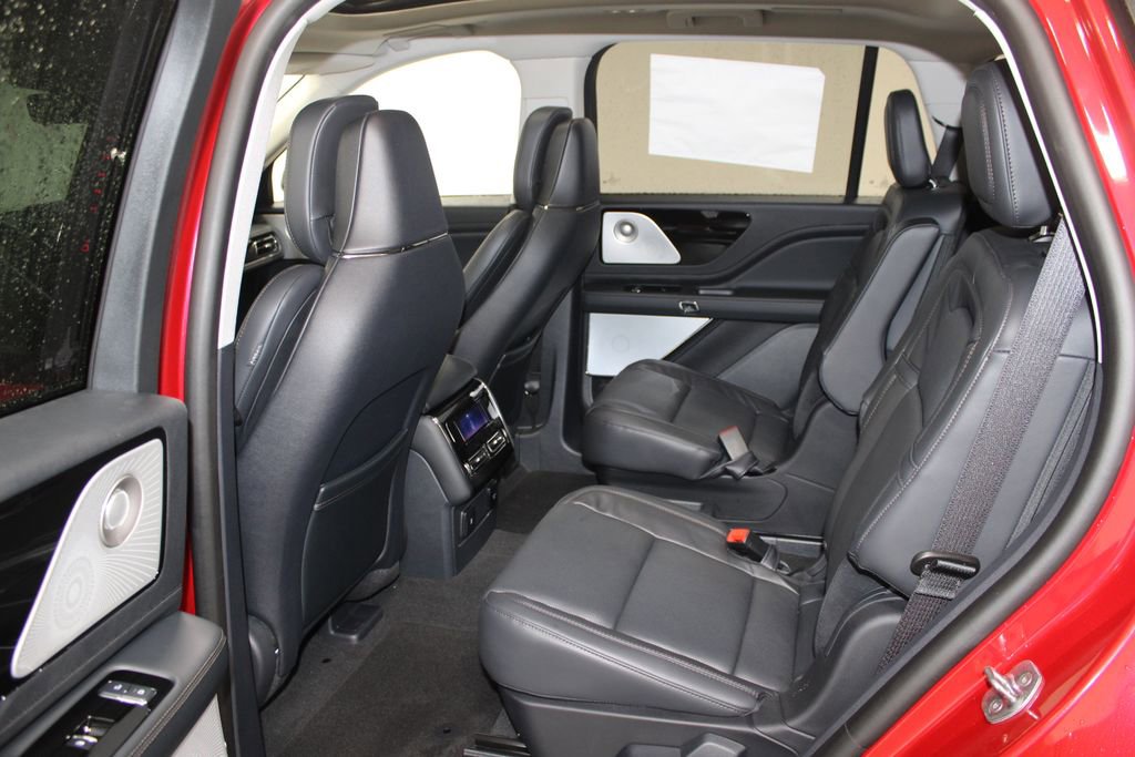 New 2026 Lincoln Aviator Reserve w/ Luxury Package RWD image 25