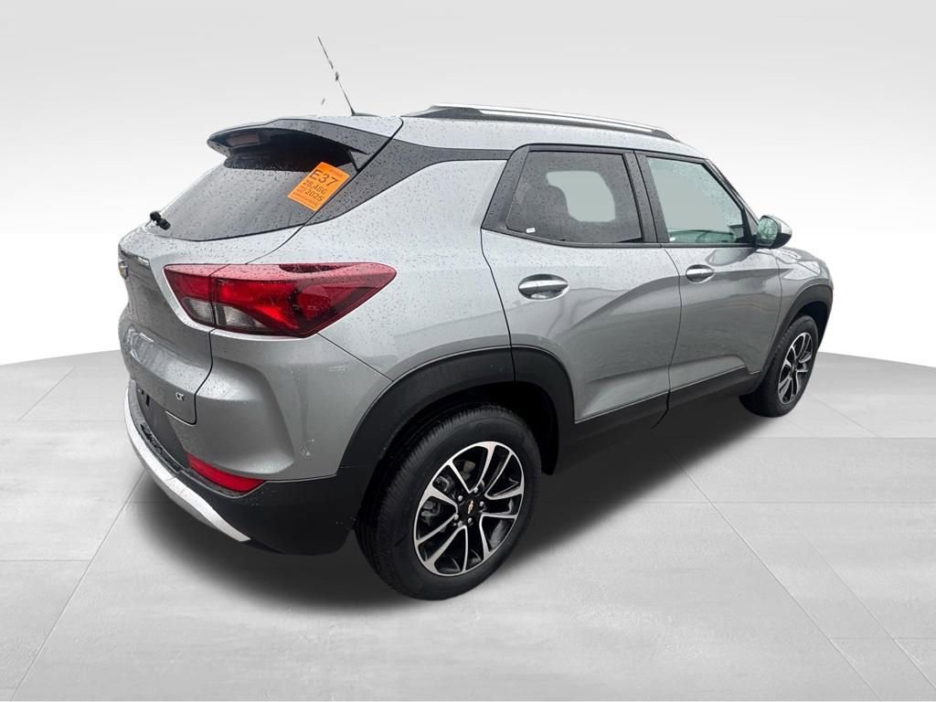 Used 2025 Chevrolet TrailBlazer LT image 37