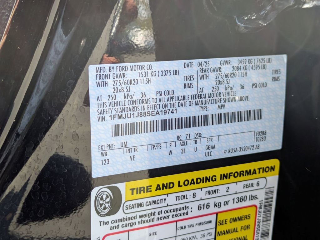 Used 2025 Ford Expedition Active AWD/4WD image 34