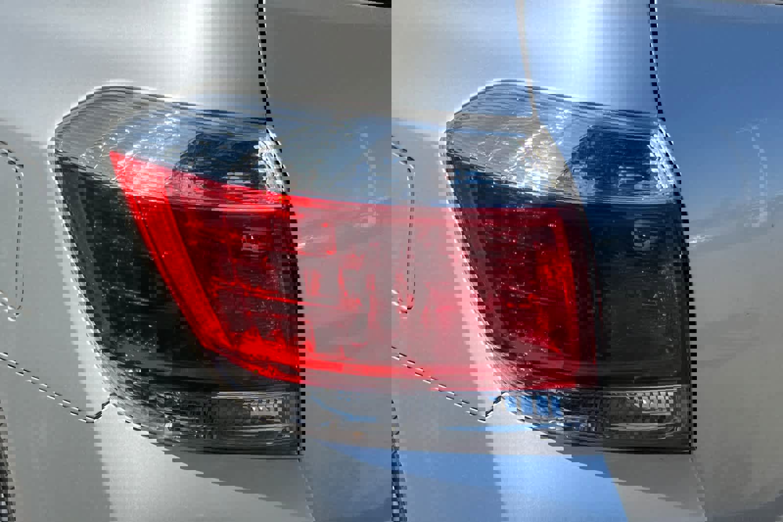 Used 2013 Toyota Highlander Limited image 15