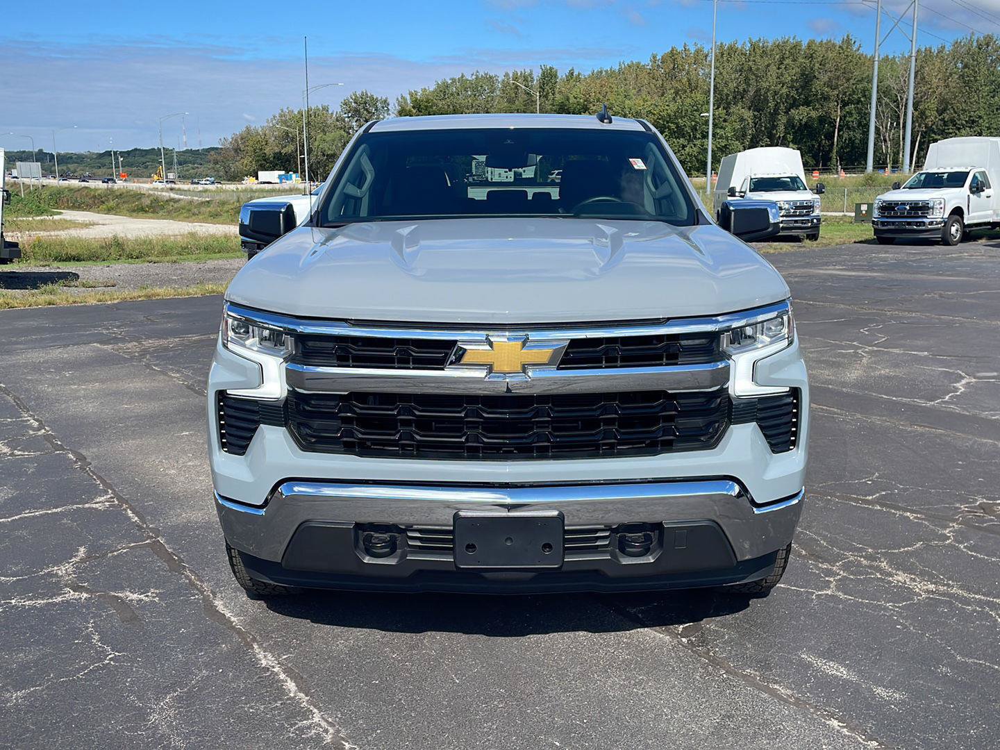 Used 2024 Chevrolet Silverado 1500 LT AWD/4WD image 8