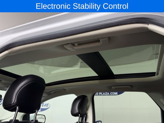 Used 2018 Ford Edge SEL w/ Equipment Group 201A AWD/4WD image 21
