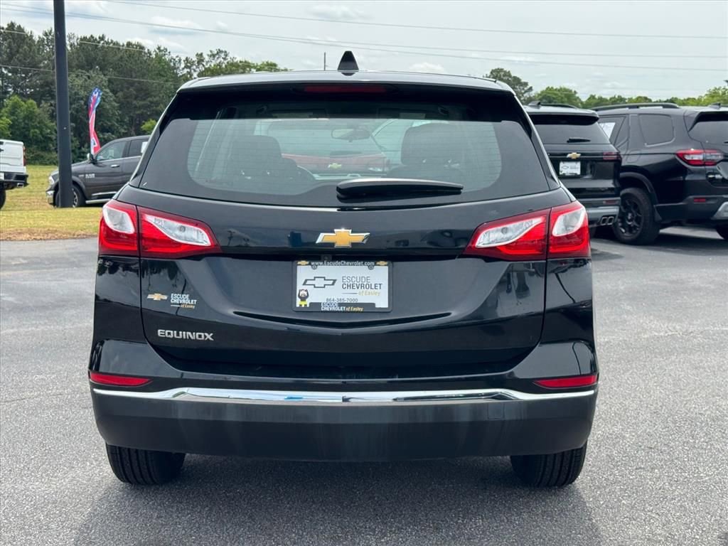 Used 2018 Chevrolet Equinox LS FWD image 4