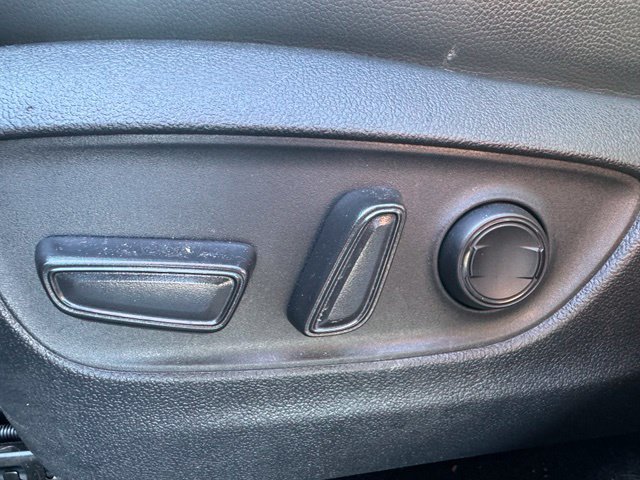 Used 2023 Toyota Highlander XLE FWD image 20