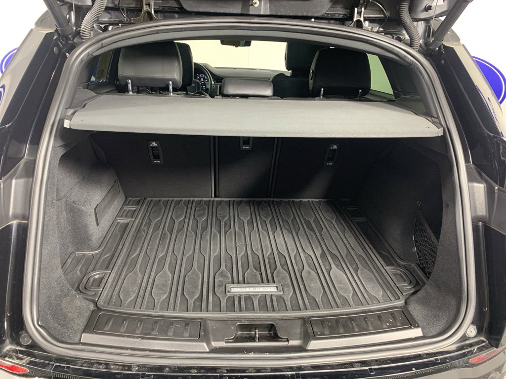 Used 2020 Land Rover Range Rover Evoque SE image 37