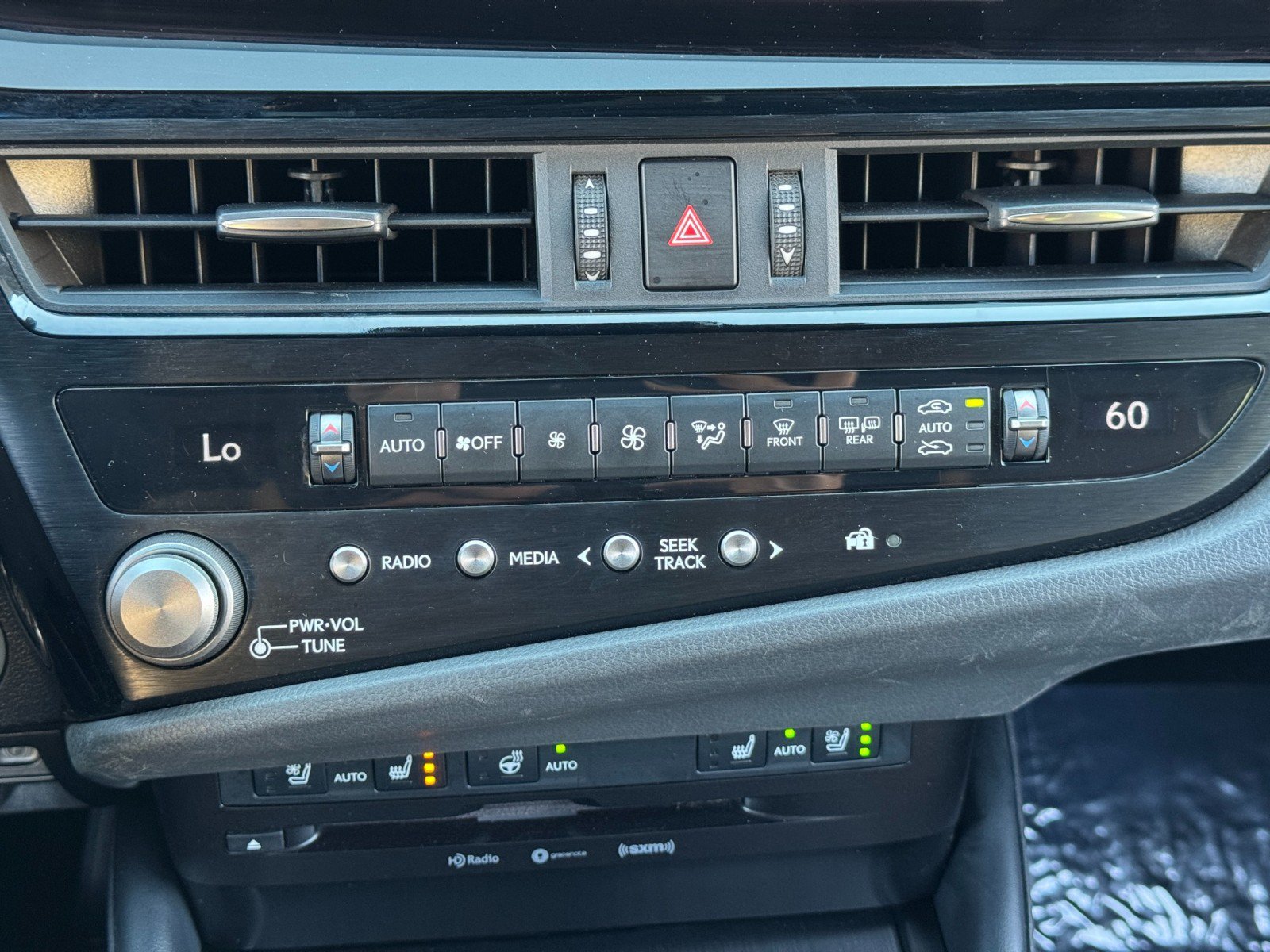 Used 2022 Lexus ES 350 w/ Premium Package FWD image 27