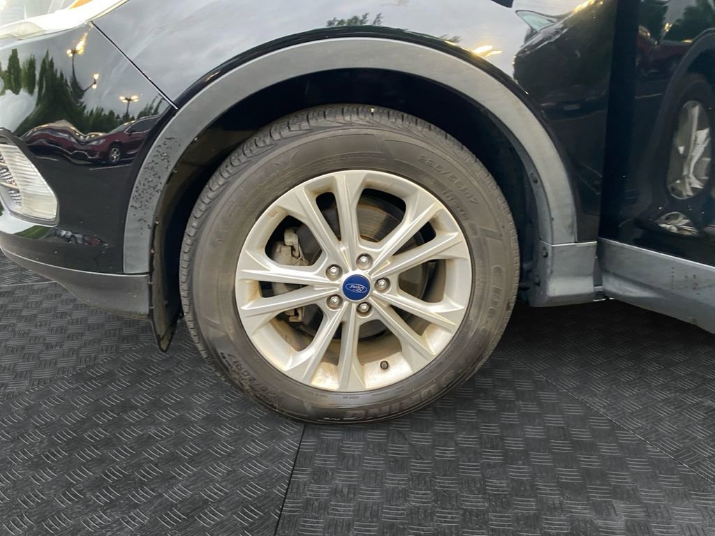 Used 2018 Ford Escape SEL FWD image 14