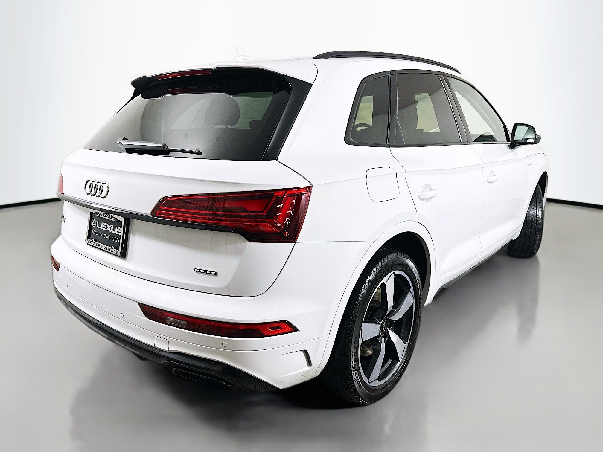 Used 2023 Audi Q5 2.0T Premium Plus w/ Premium Plus Package image 7