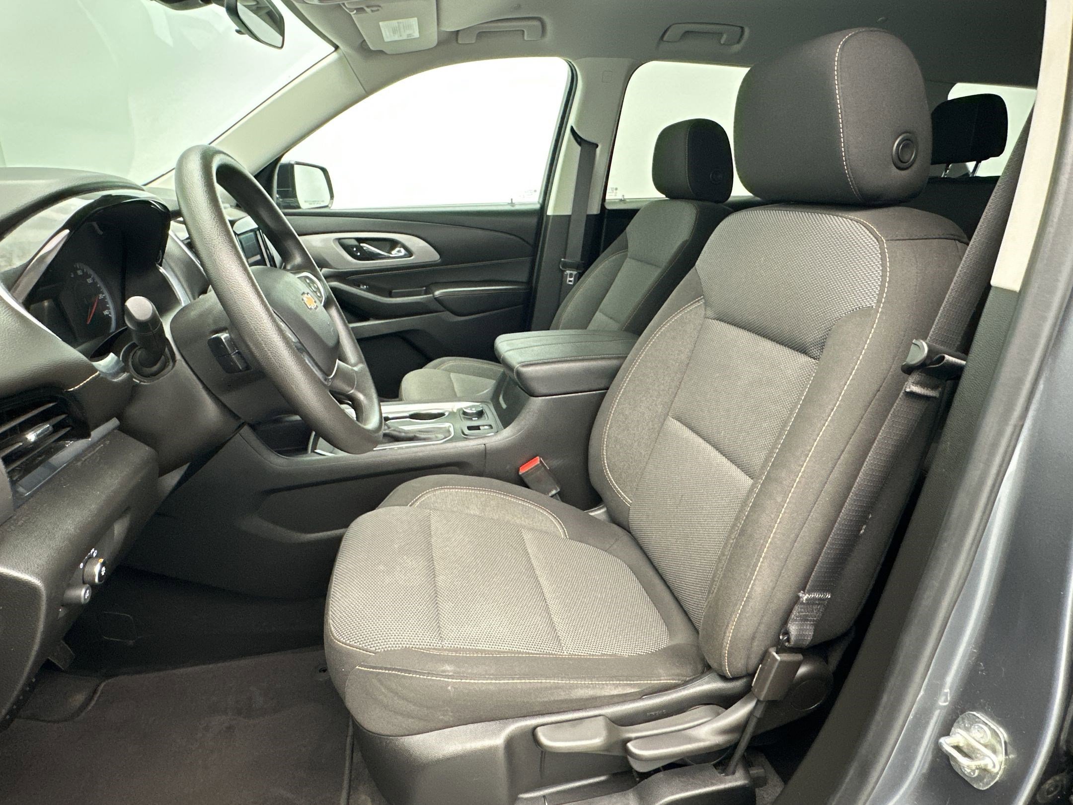 Certified 2020 Chevrolet Traverse LS w/ LPO, Floor Liner Package image 5