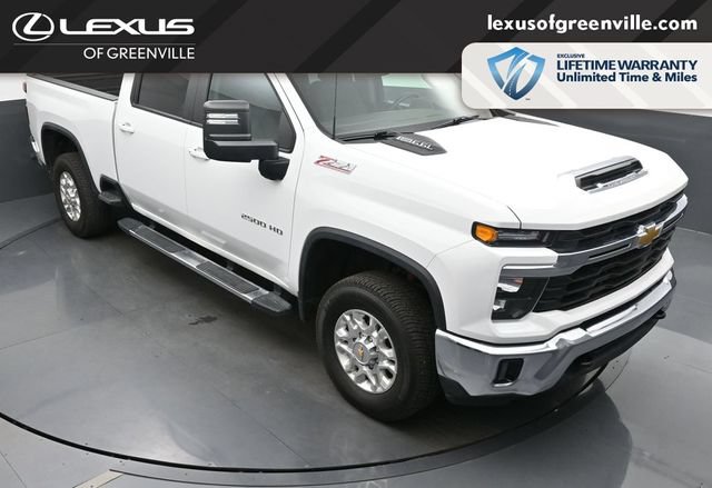 Used 2025 Chevrolet Silverado 2500 LT AWD/4WD image 46