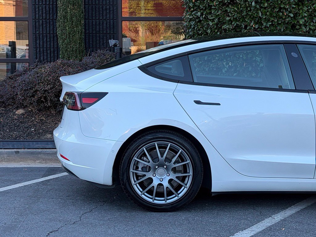 Used 2021 Tesla Model 3 Long Range AWD/4WD image 22