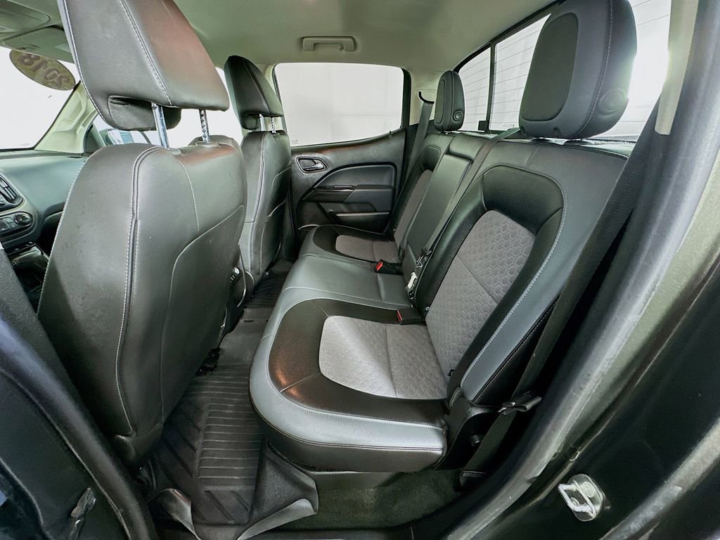 Used 2018 Chevrolet Colorado Z71 AWD/4WD image 29