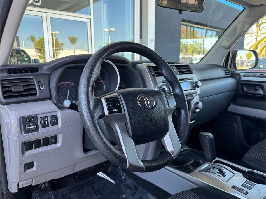 Used 2011 Toyota 4Runner SR5 image 19