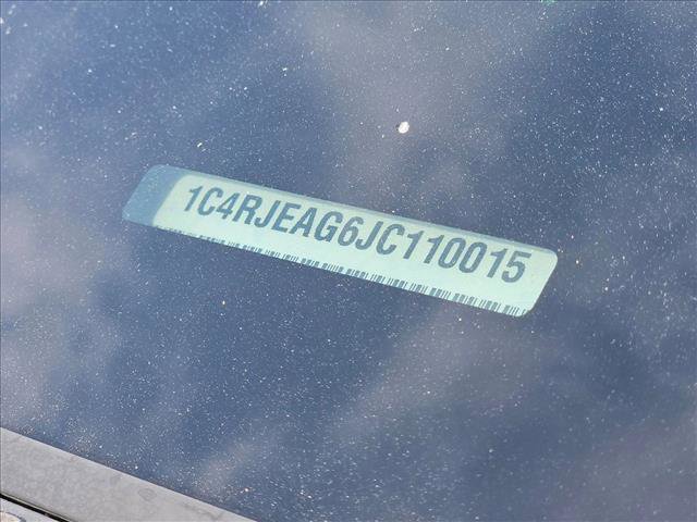 Used 2018 Jeep Grand Cherokee Altitude image 17