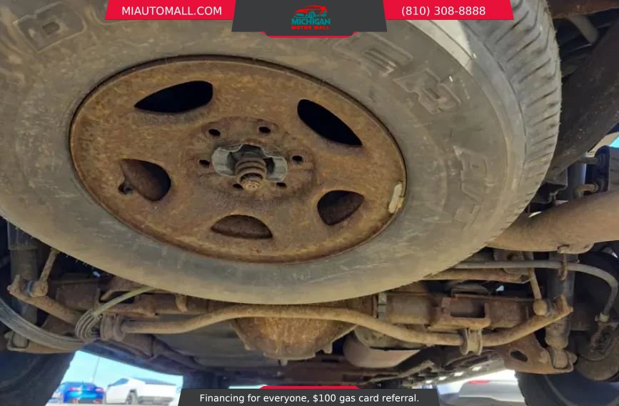 Used 2005 Chevrolet Tahoe Z71 w/ Preferred Equipment Group image 14