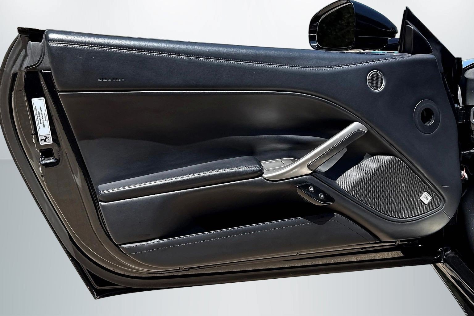 Used 2014 Ferrari F12 Berlinetta RWD image 17