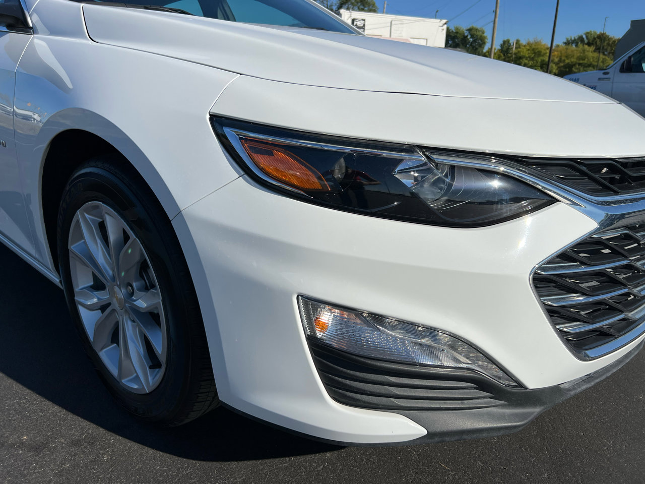 Used 2025 Chevrolet Malibu LT image 15
