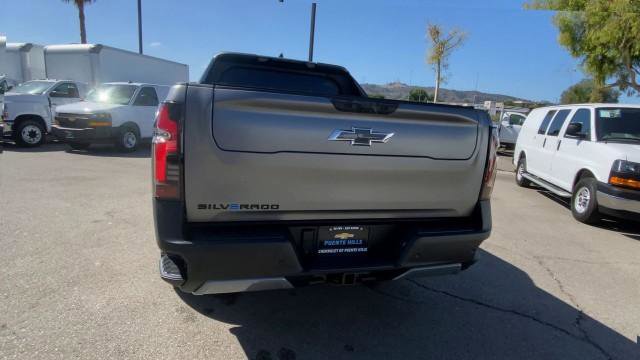 New 2026 Chevrolet Silverado EV Trail Boss image 7