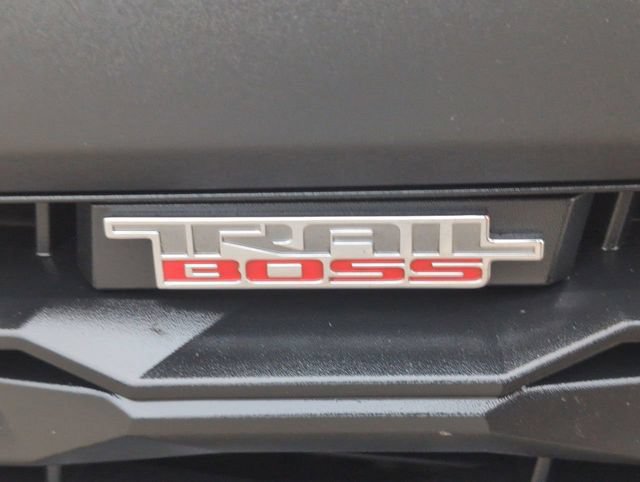 Used 2024 Chevrolet Colorado Trail Boss AWD/4WD image 30