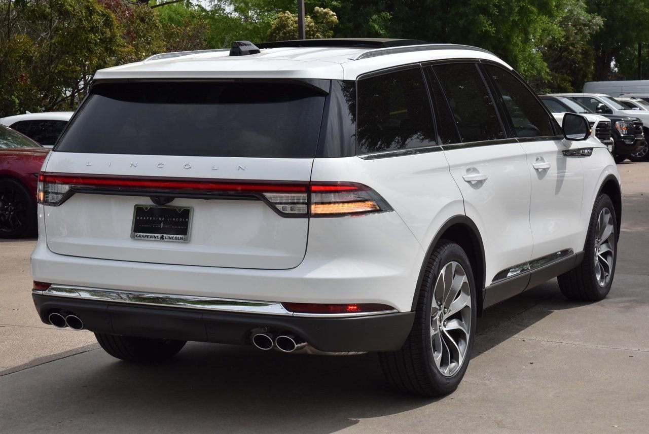 New 2026 Lincoln Aviator Reserve AWD/4WD image 7