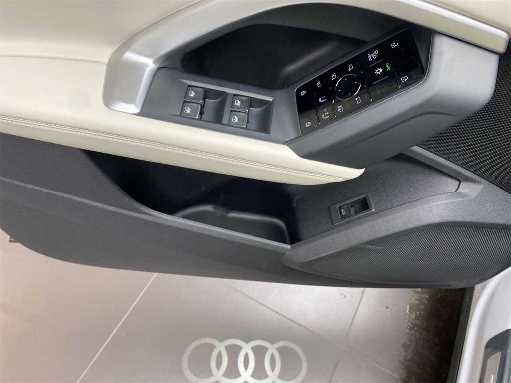 New 2025 Audi Q5 Premium Plus image 13