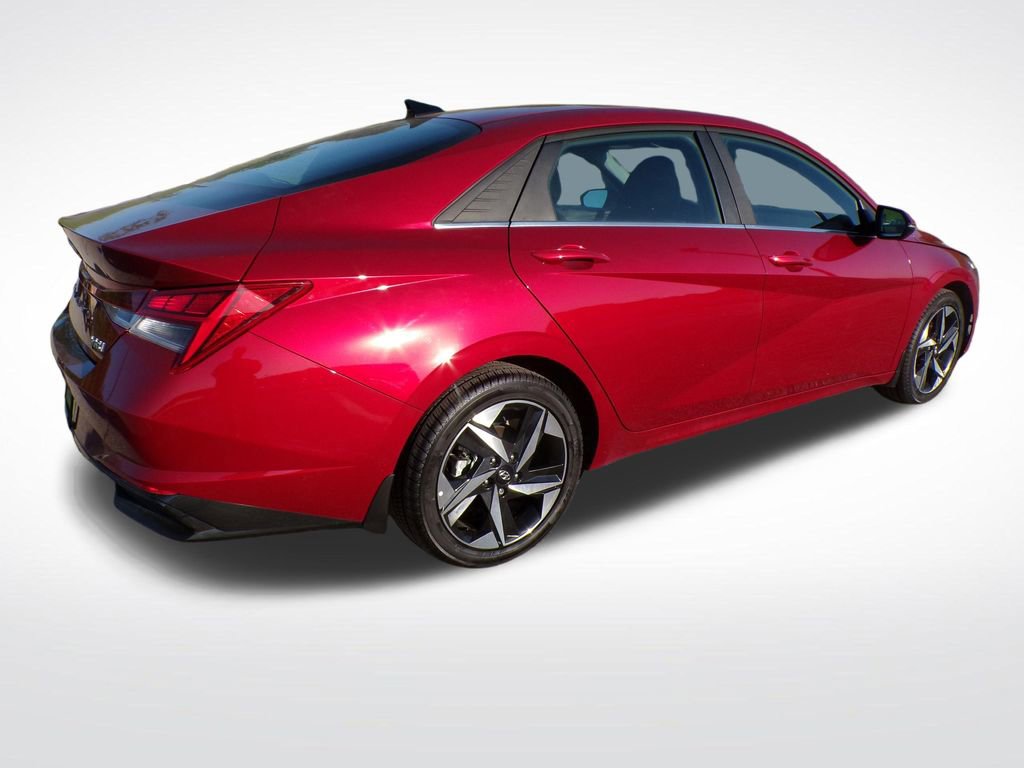 Certified 2023 Hyundai Elantra Limited FWD image 7