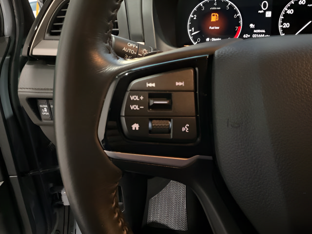 Certified 2025 Honda Odyssey Touring image 15