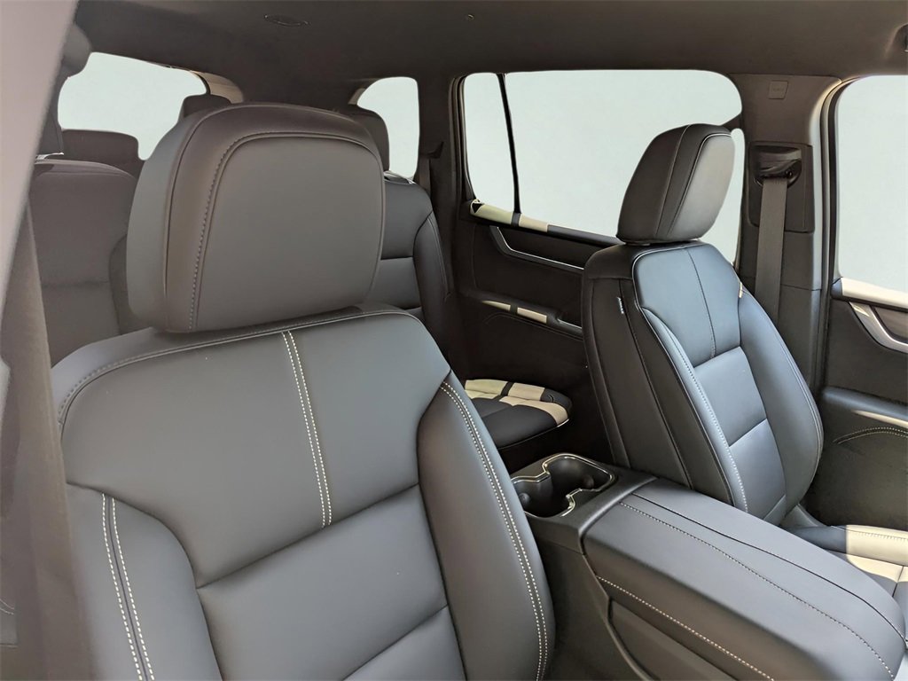 New 2026 GMC Acadia Elevation w/ Black Edition image 39