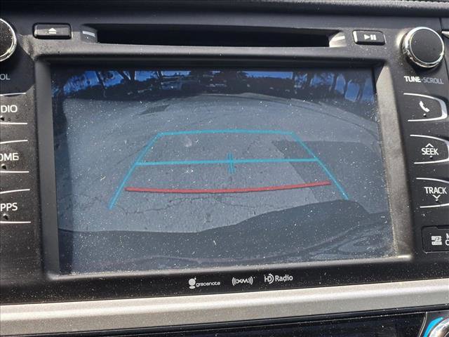 Used 2019 Toyota Highlander XLE image 15