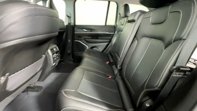 Used 2023 Jeep Grand Cherokee 4WD 4xe w/ Luxury Tech Group II image 24