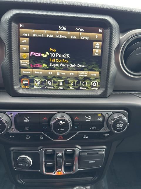 Used 2021 Jeep Gladiator Sport image 17