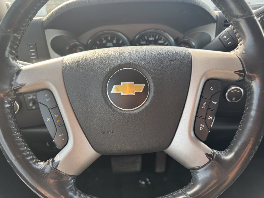 Used 2011 Chevrolet Silverado 3500 LT w/ Interior Plus Package AWD/4WD image 28