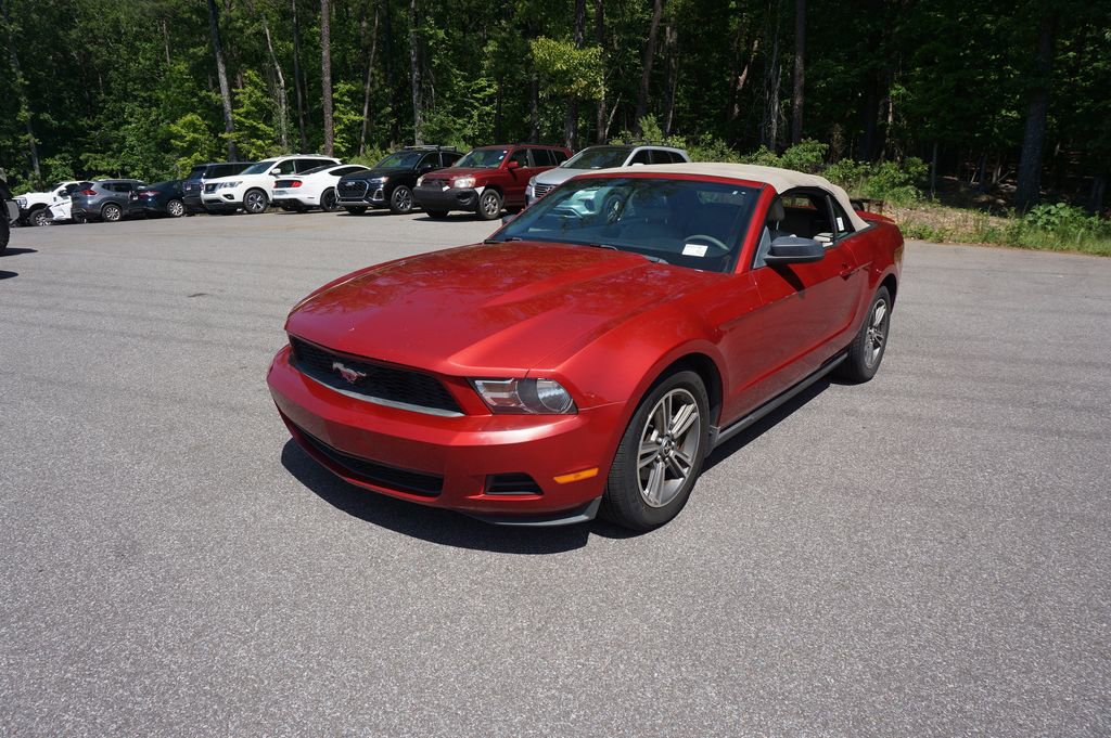 Used 2010 Ford Mustang Premium RWD image 19