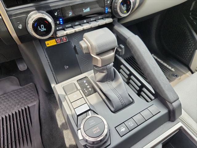 Certified 2025 Toyota Tacoma Limited AWD/4WD image 15